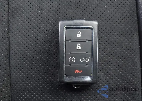 2023 Jeep Grand Cherokee Altitude 4X4 from USA, damaged, VIN 1C4RJHAG6PC552562